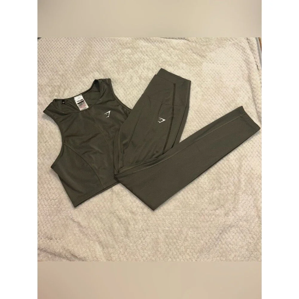 GYMSHARK Workout Set — Olive Green | S